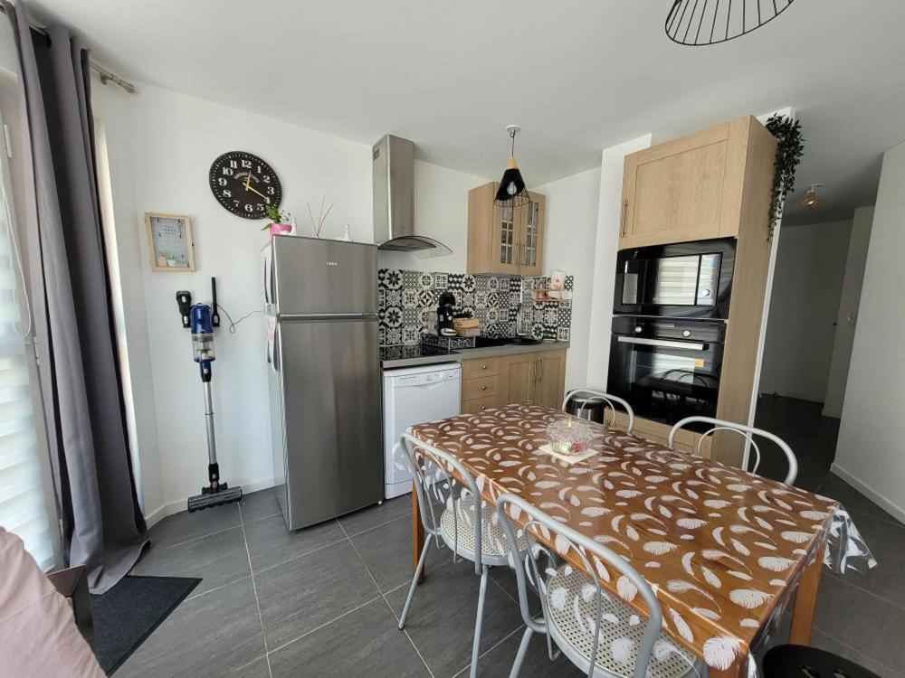 Appartement Salbris- Parking Gratuit Εξωτερικό φωτογραφία
