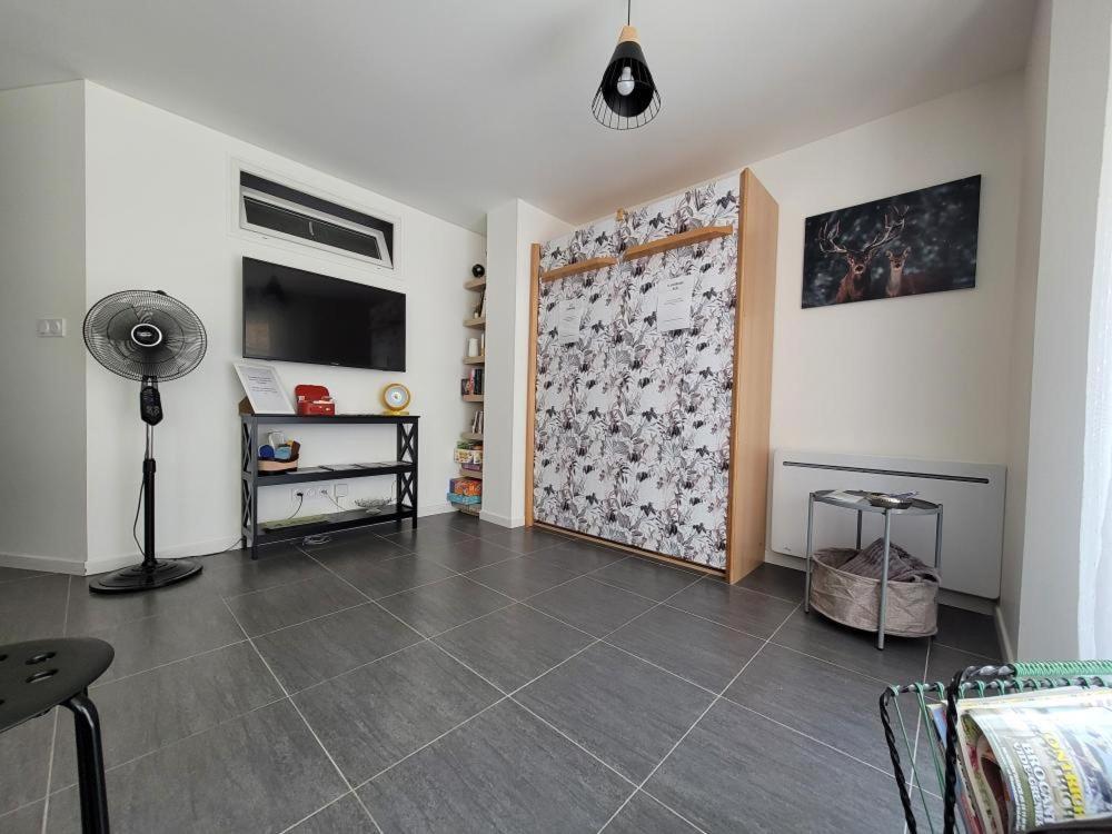 Appartement Salbris- Parking Gratuit Εξωτερικό φωτογραφία