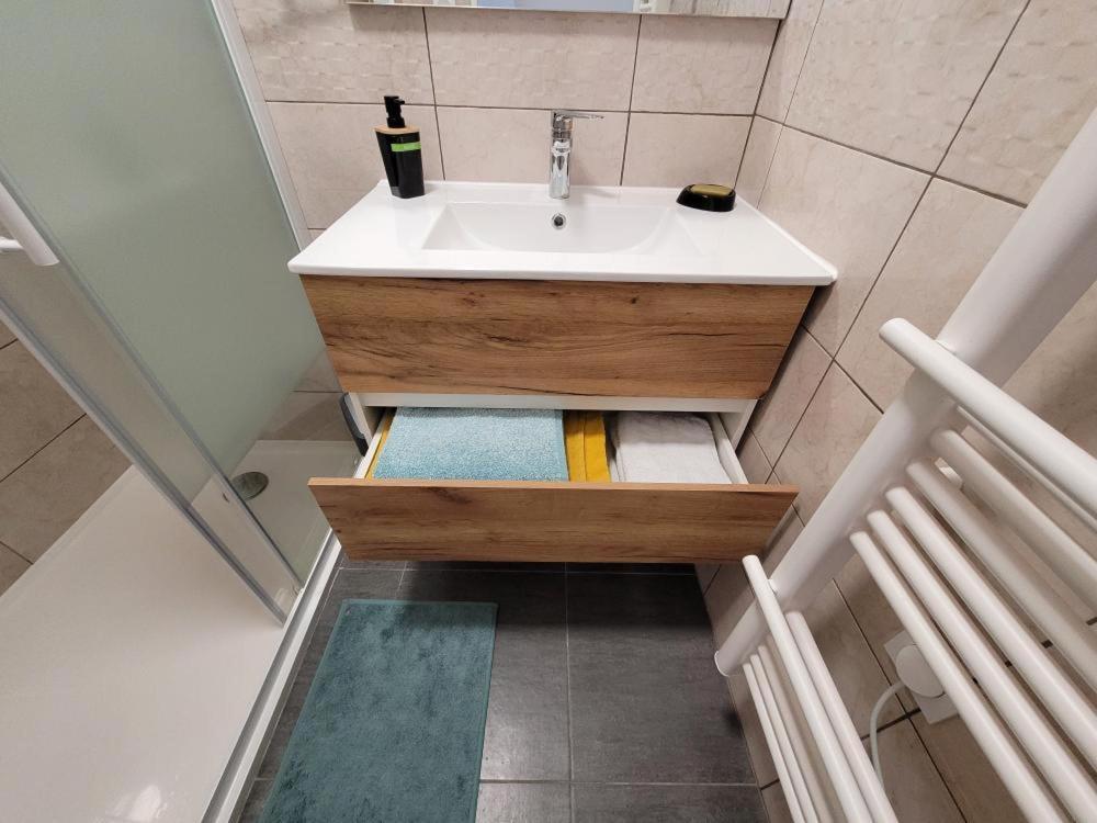 Appartement Salbris- Parking Gratuit Εξωτερικό φωτογραφία